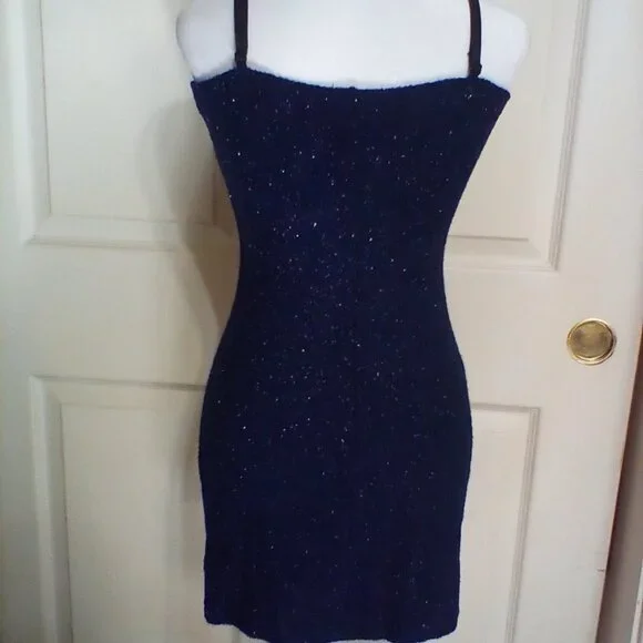 Finesse USA Dress - Picture 2 of 5